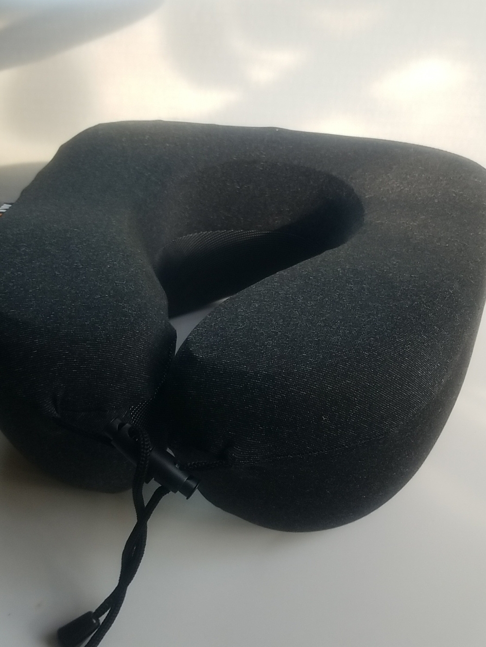 Men's Black Memory Foam Travel Neck Pillow - MLVOC.